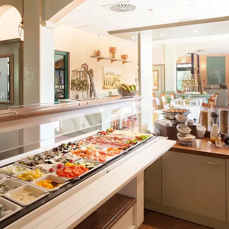 Suite Hotel Leipzig Hotel 4*