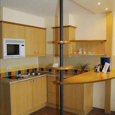 Отель Suite Hotel Leipzig 4*