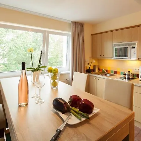 Suite Hotel Leipzig Отель 4*