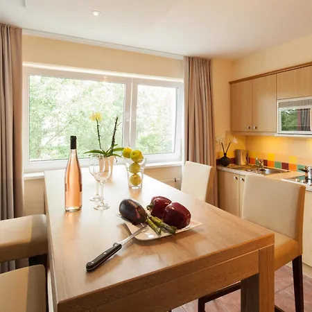 Suite Hotel Leipzig Отель Лейпциг