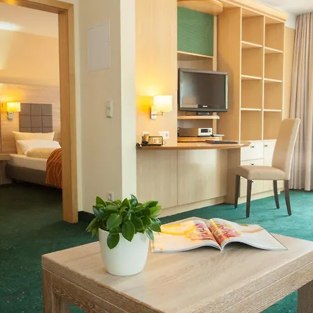 Отель Suite Hotel Leipzig 4*
